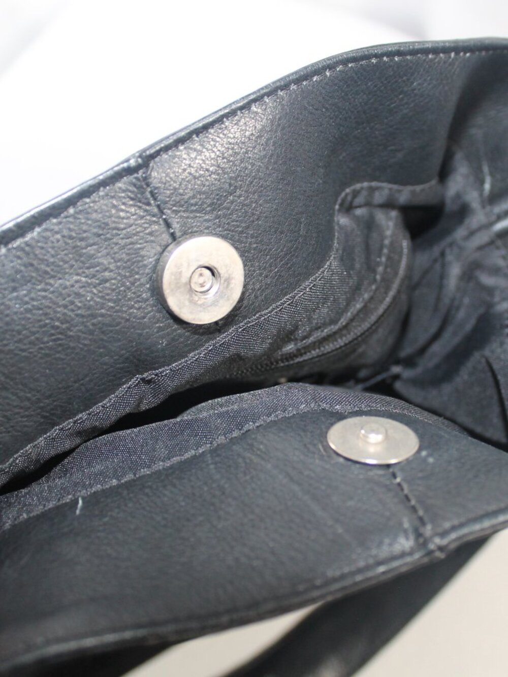 Black Leather Vertical Tote Made in Colombia - Picture 10 of 10